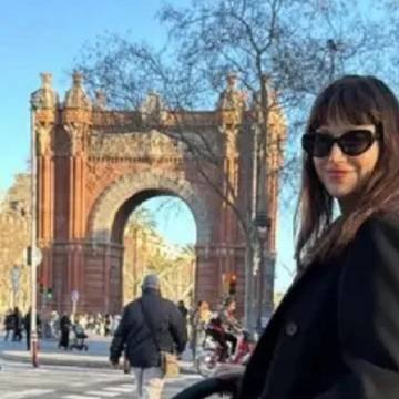  Úrsula Corberó presentó a su hijo Dante
