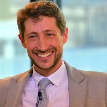 Charla del economista Hernán Letcher