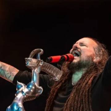 Korn selló el quinto regreso al país