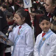 Alumnos de 4º grado prometieron lealtad a la bandera