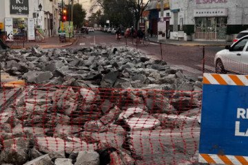 Corte de tránsito en calle 12 de Octubre por obras