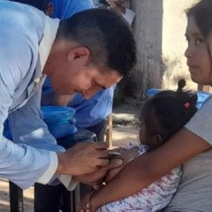 Atención médica a familias originarias
