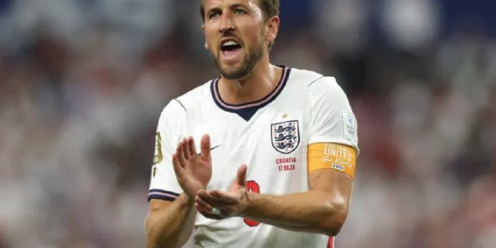 Inglaterra brilló en el debut mundialista