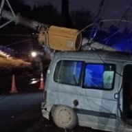 Choque y corte de luz en La Calderilla