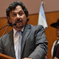 El Gobernador presentó 