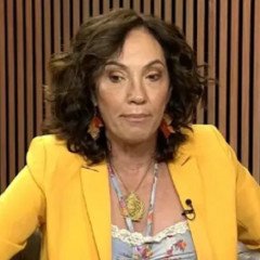 Último adiós a la periodista Ernestina Pais