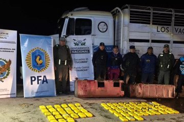  Incautaron 70 kg de cocaína y detuvieron a 3 personas