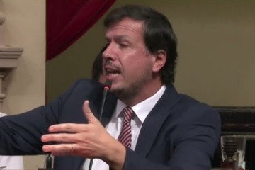 Cornejo pidió revisar el modelo de Saeta
