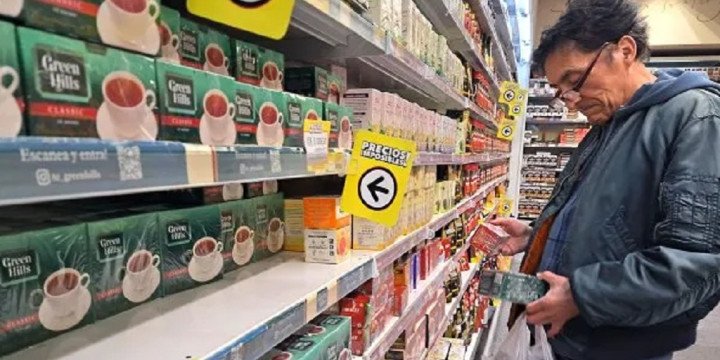 La canasta básica desaceleró en abril