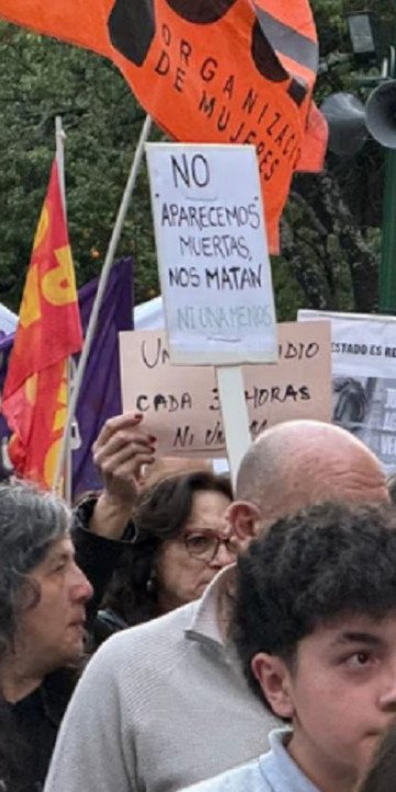 Multitudinaria marcha Ni Una Menos en Salta