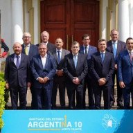 Gobernadores se reúnen en el CFI este martes