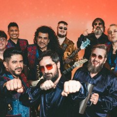 Los Tabaleros presentan: 