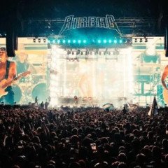 Airbag suma un tercer show en Vélez