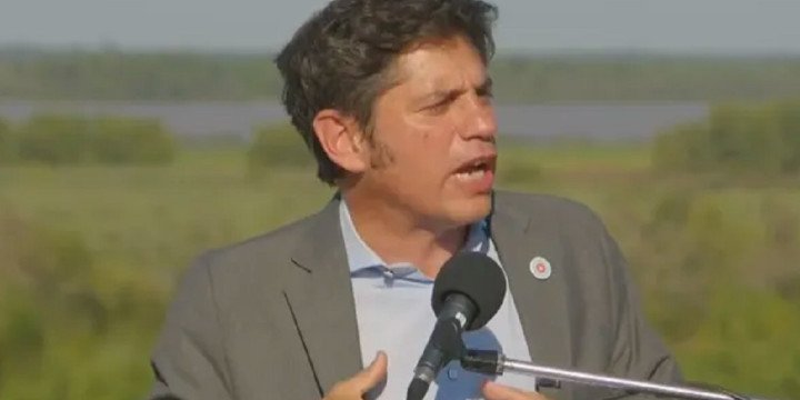 Kicillof llamó a defender la democracia