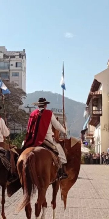 Cambio de Guardia en el Cabildo Histórico