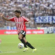 Gimnasia y Estudiantes empataron 0 a 0