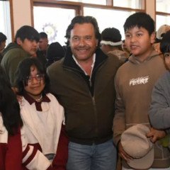 Sáenz en la Expo Cafayate: “Seguimos generando oportunidades para que los jóvenes estudien