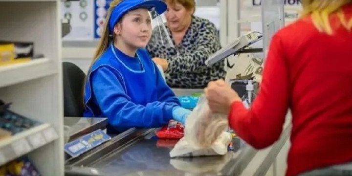 Aumento salarial para Empleados de Comercio 