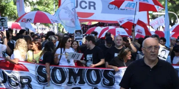La UCR se rearma para competir en 2027