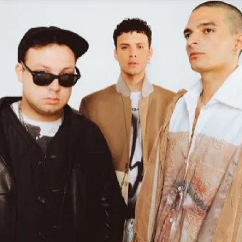 Usted Señalemelo lanza nuevo material