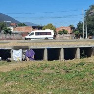 Operativo de saneamiento y desalojo en canales de la ciudad