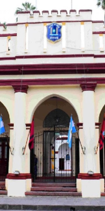 Renovación de la cúpula de la Policía de Salta 