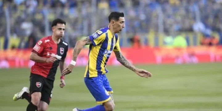Ángel Di María se lesionó en el partido ante Newell's