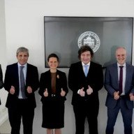 Milei recibió a funcionarios del BM