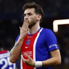 PSG levantó la Supercopa de Europa
