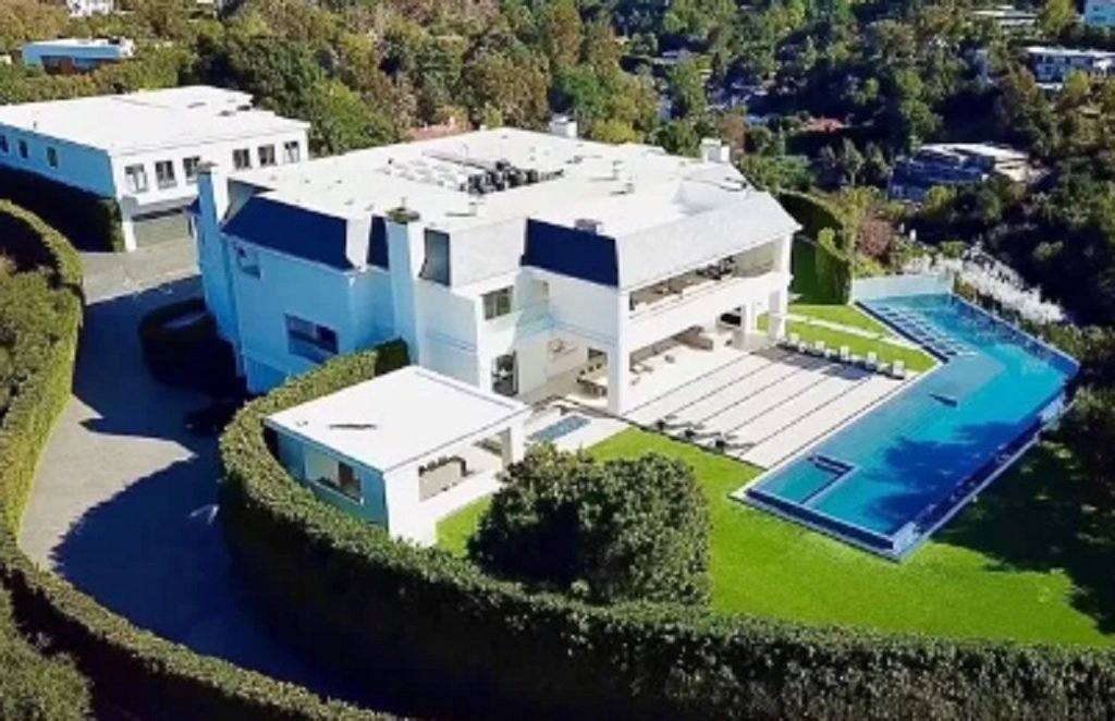 Jennifer se quedó con la mansión Beverly Hills