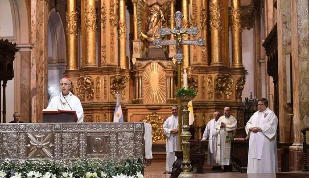 La Iglesia alertó por la crisis social en el país