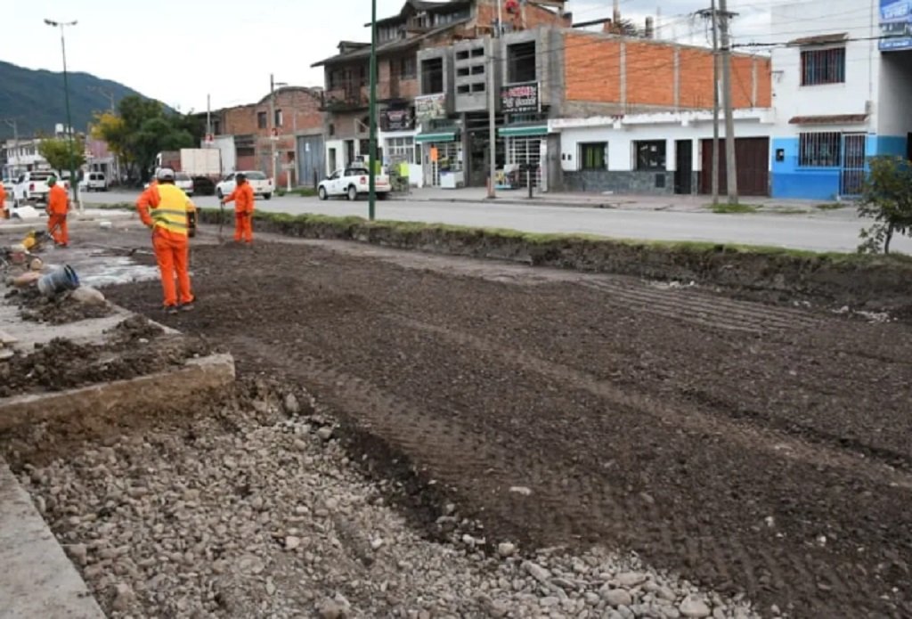 Avanza la obra de renovación de la Avda. Las Américas en Villa Mitre