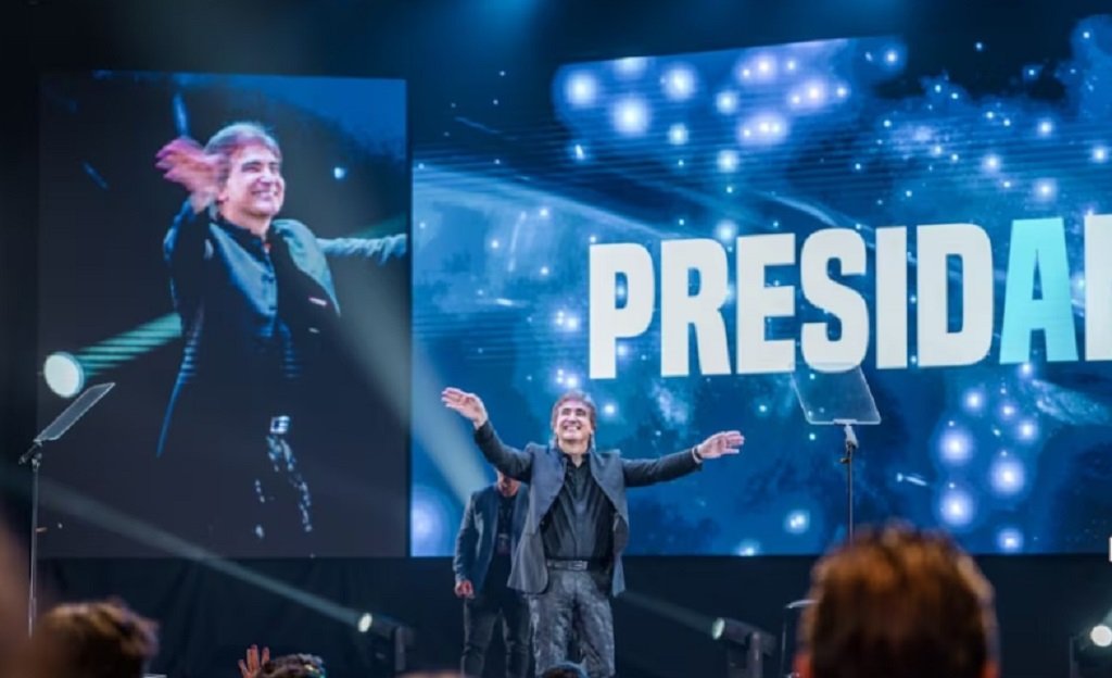 Gebel avanza en contactos políticos