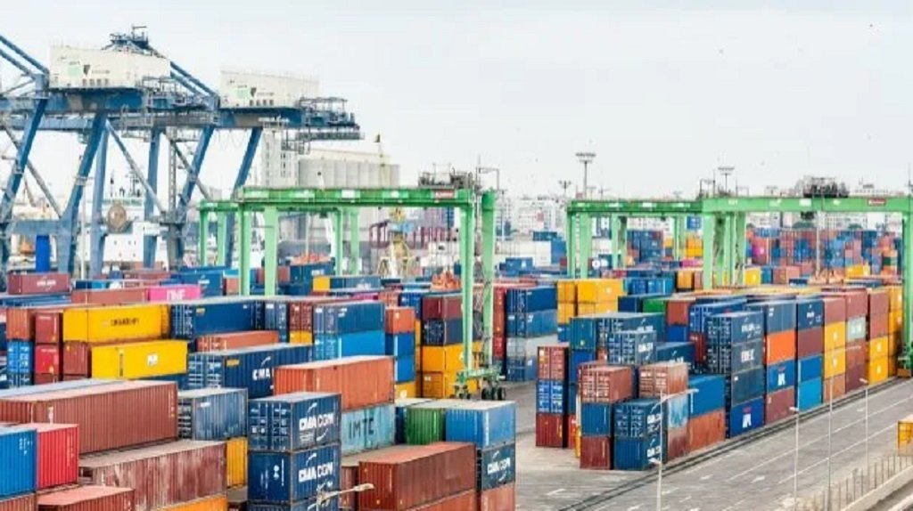 El comercio exterior continúa paralizado