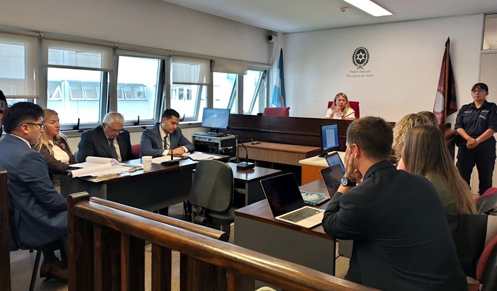 Piden elevar a juicio el caso de policías vinculados al femicidio de Quiijano