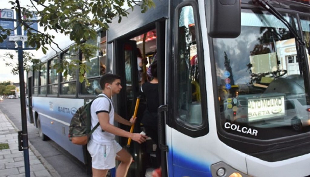 Se levantó el paro de la UTA para este viernes