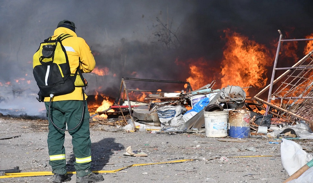 Relevan zonas afectadas por viento e incendios