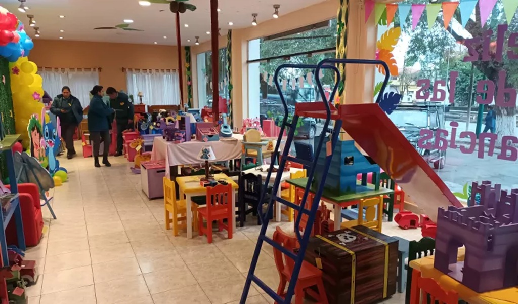 Venta de juguetes en el Servicio Penitenciario