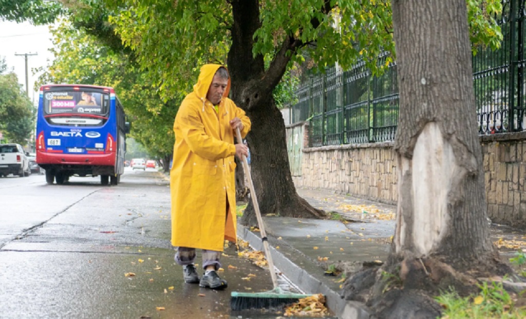 Conocé cómo funcionarán los servicios municipales durante este viernes 15