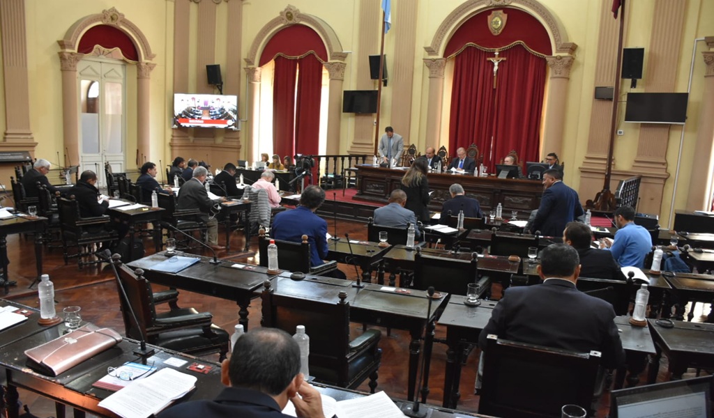 Senador advirtió sobre la creciente problemática de adicciones en Iruya
