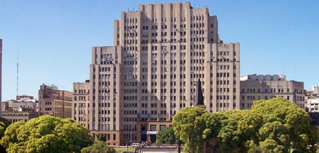 Gobierno anunció aumentos a docentes universitarios