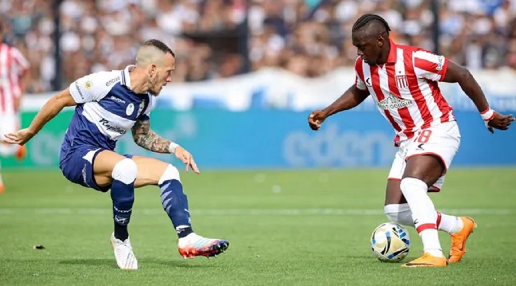 Jugadores que buscan nuevo club