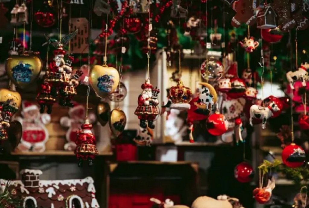 Este sábado inicia la feria “Navidad en el mercado San Miguel” con grandes rebajas