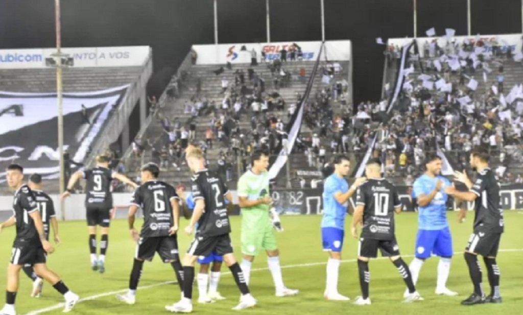 Hoy Central Norte vs. Chaco For Ever en el Martearena