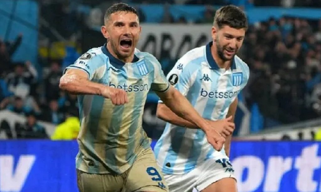 Suspendido Racing vs U de Chile