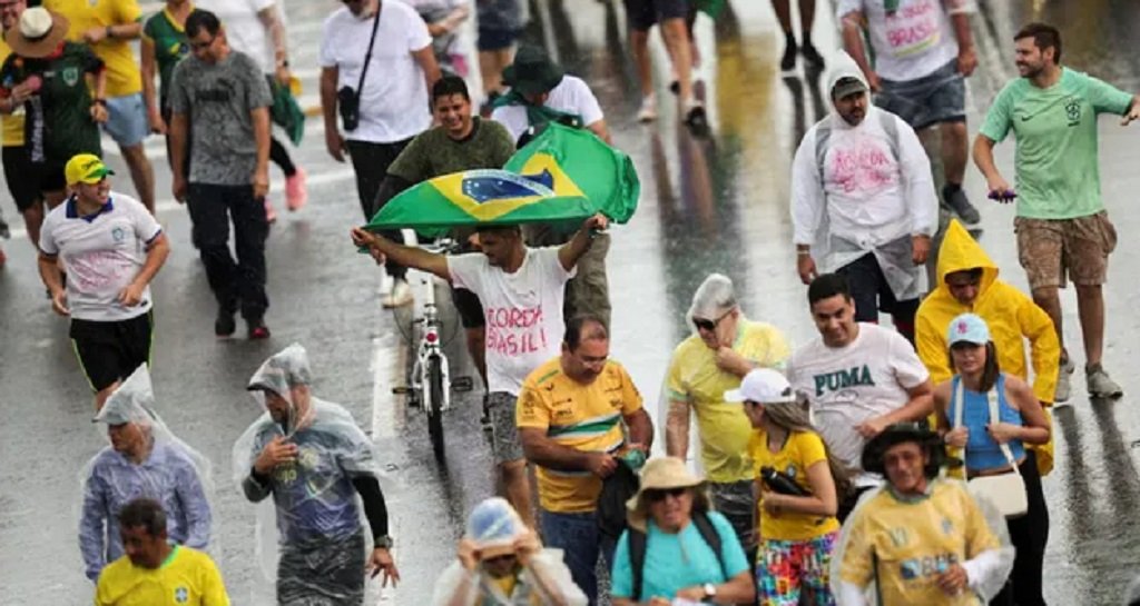 Brasil: un rayo cayó sobre una marcha
