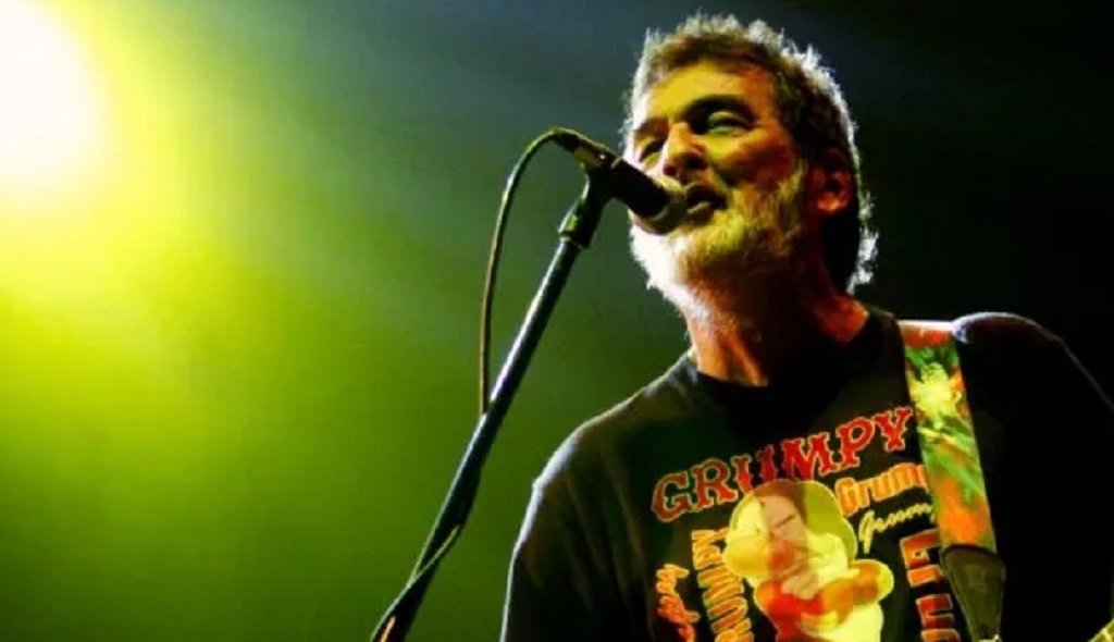 Edelmiro Molinari presenta su show "Power"