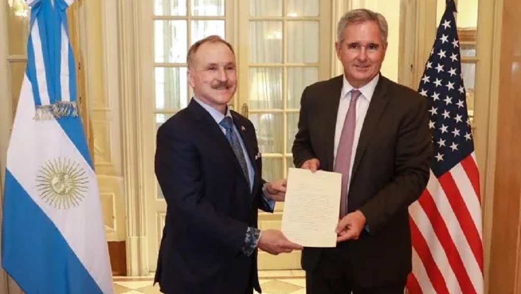 Diputados piden citar a Pablo Quirno