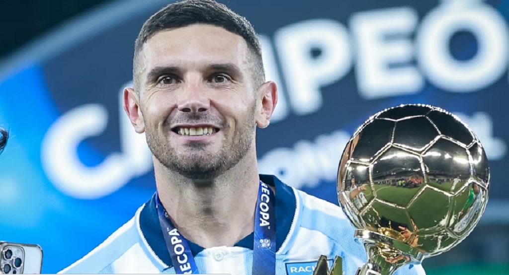 Martínez renovó su contrato con Racing