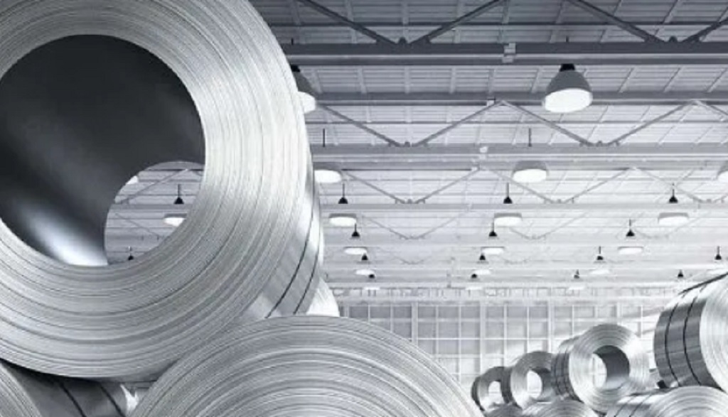 La producción de acero se hundió 8,6%